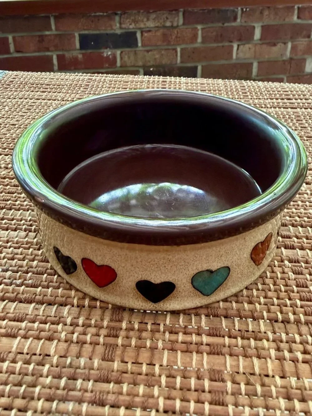 🐾 Ceramic Pet Bowl with Multicolored Hearts – Brown Interior, 5